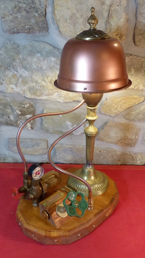 Steampunk Lamp 16_0894_900.jpg
